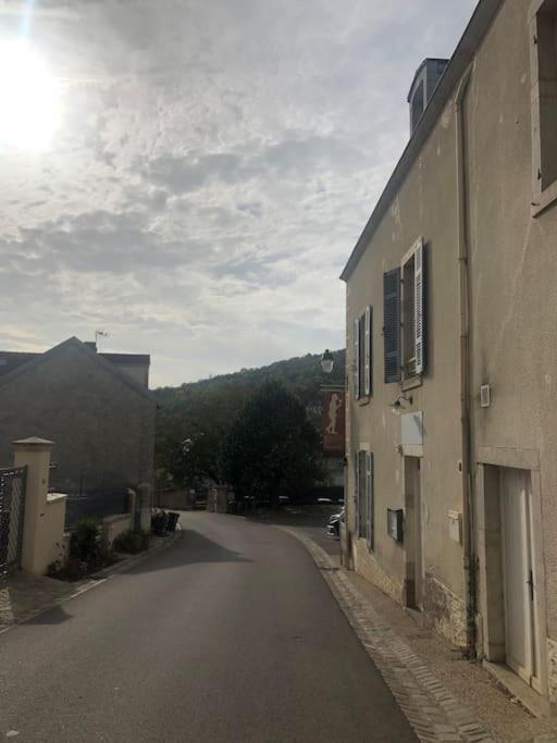 Les Roches : Maison De Caractere Pour 15 Personnes Hébergement de vacances