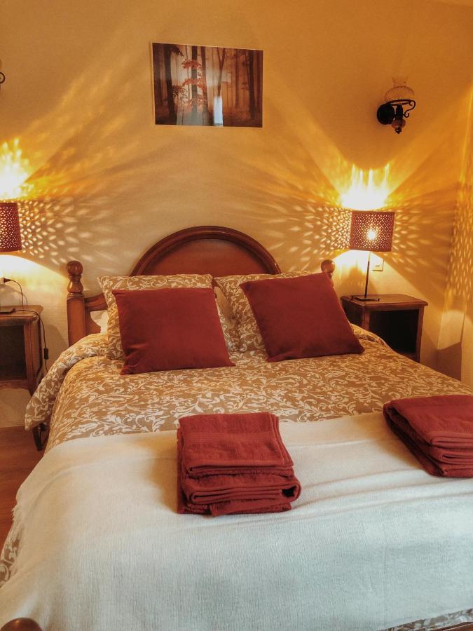 Holiday home Les Roches : Maison De Caractere Pour 15 Personnes